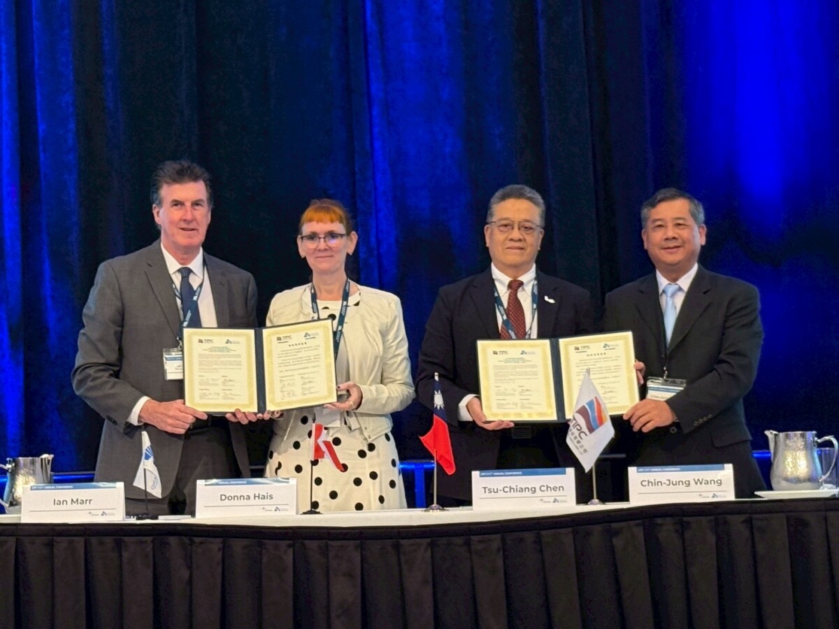 0edae695a759613a0a8af4236af94b0b