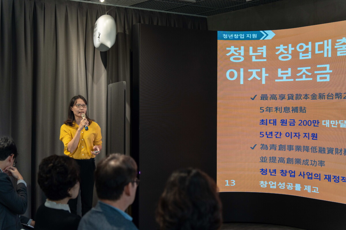 5130b9f10799fd4ab3c9f42d632a58bf