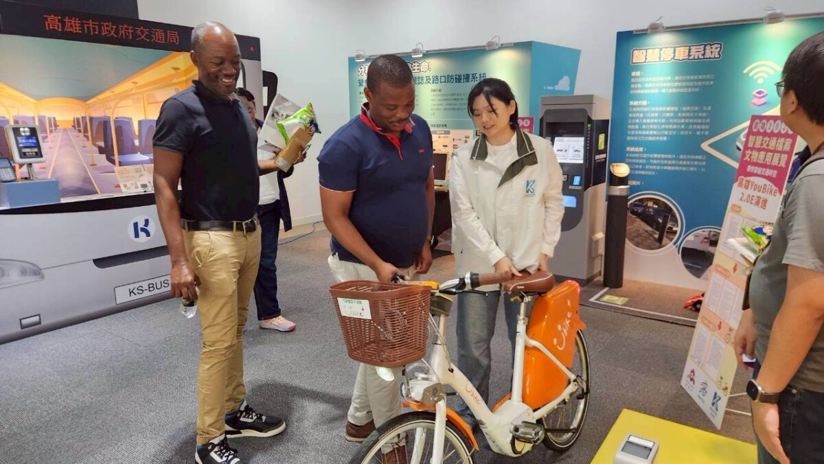 Af57e164d448bc35c775a80a668d9305