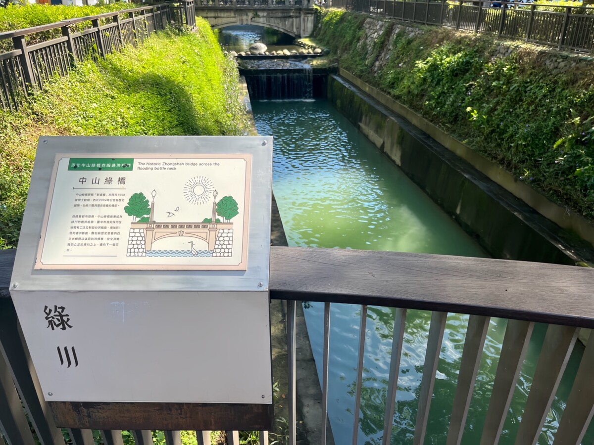 F84fa805cb4940b000e1ad770ba40d7e