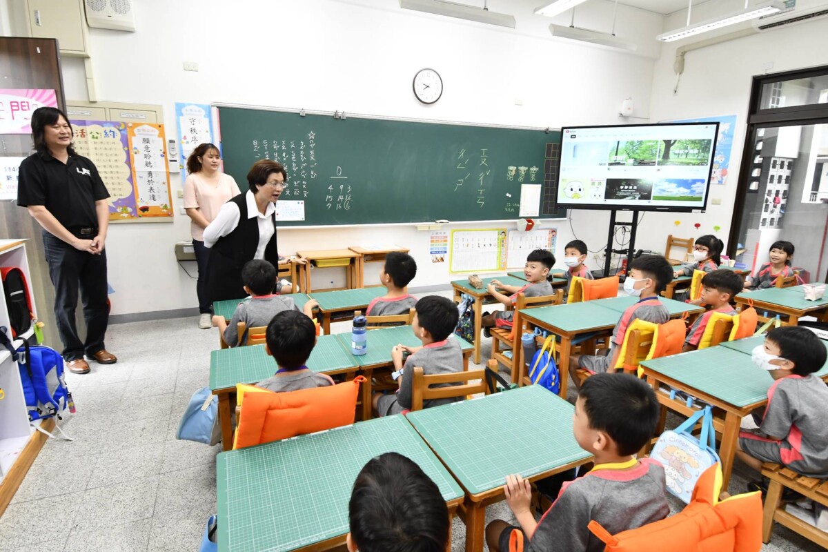 06101c72a794d7f722d9d32f2fa811d3