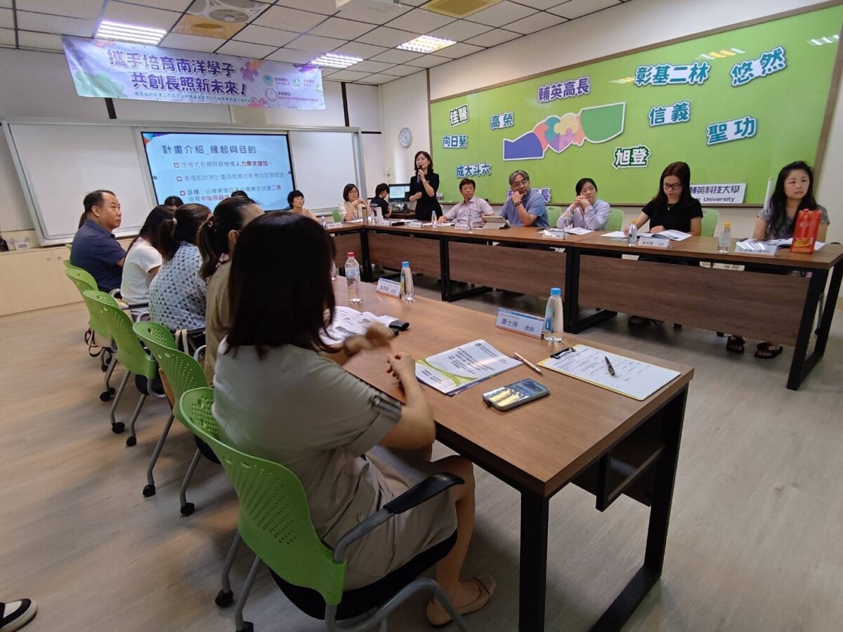 12068ac1e088372c0f061676ca13d63c