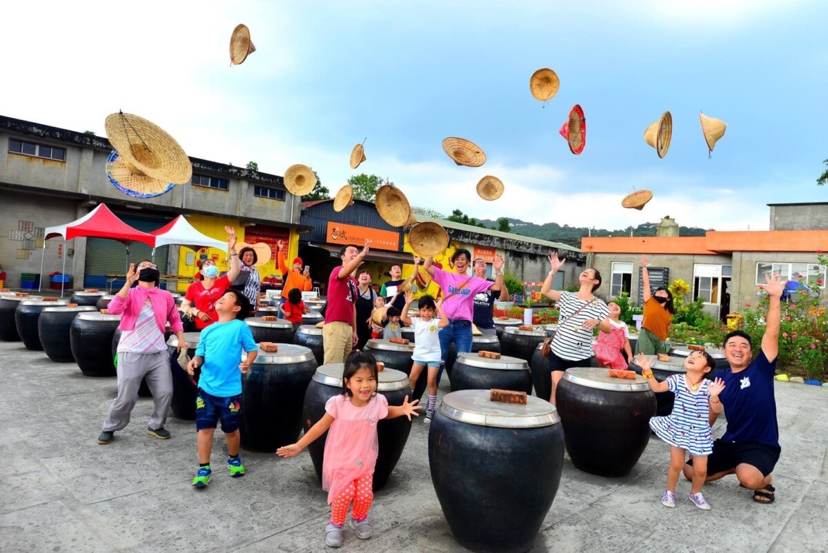 52f93fa763ae2653df53e0f58be24227