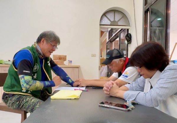 57ad5fd0e11cb682602c5218f9158b12