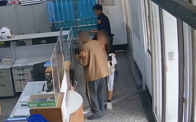 60687640d9ea378bb419264adbb0b1b3