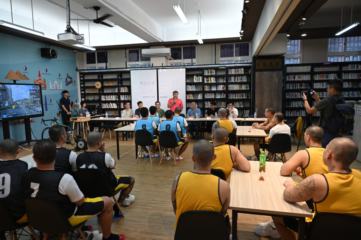 61d23a7ff28f2cf8b8e4a1a3c6c120b5