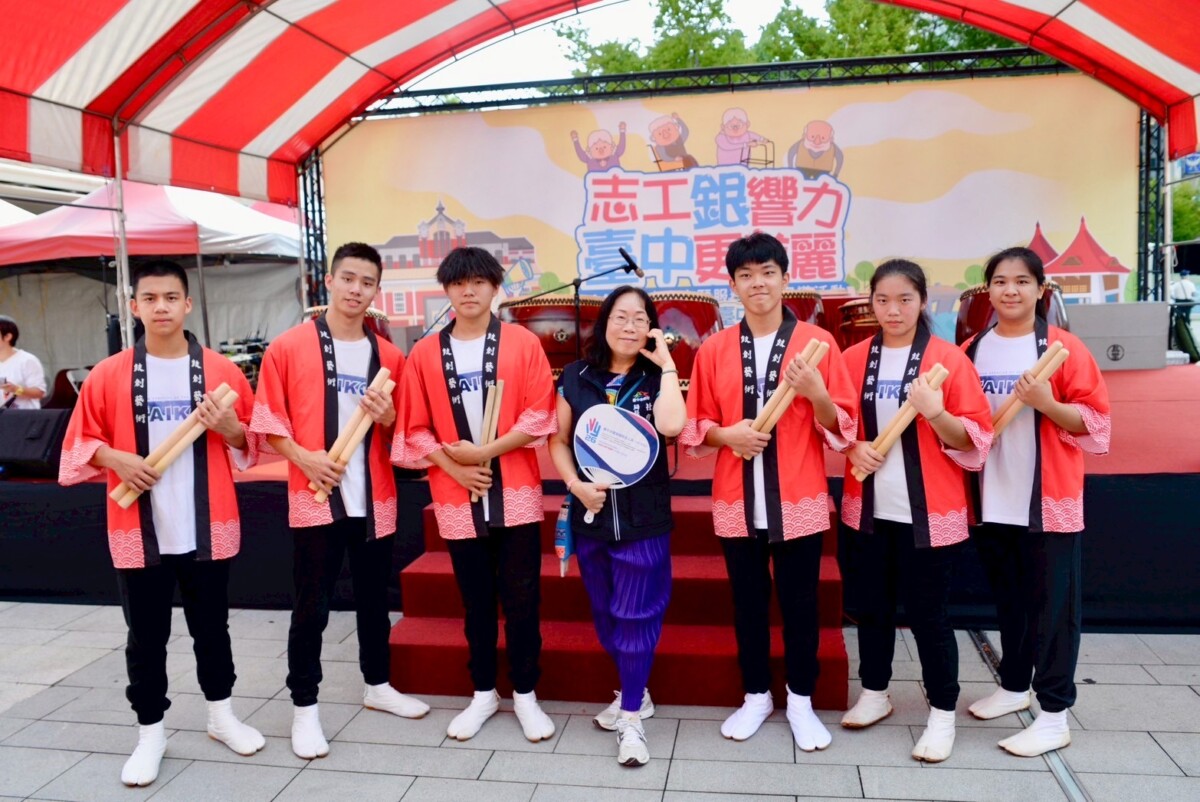 Aad205552090d63351d56356ab4d79e9