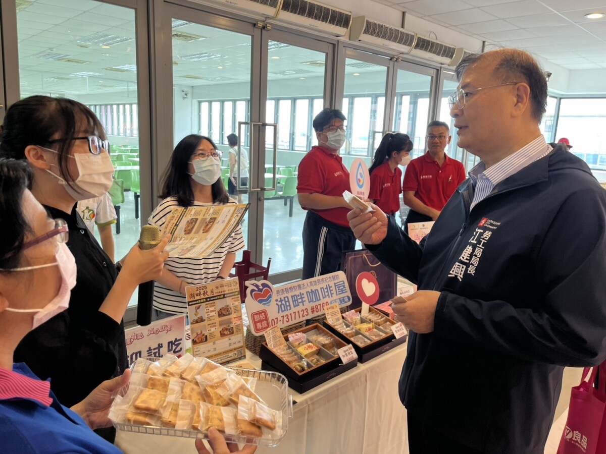 B1028e4054cede9313080363d83f04cb