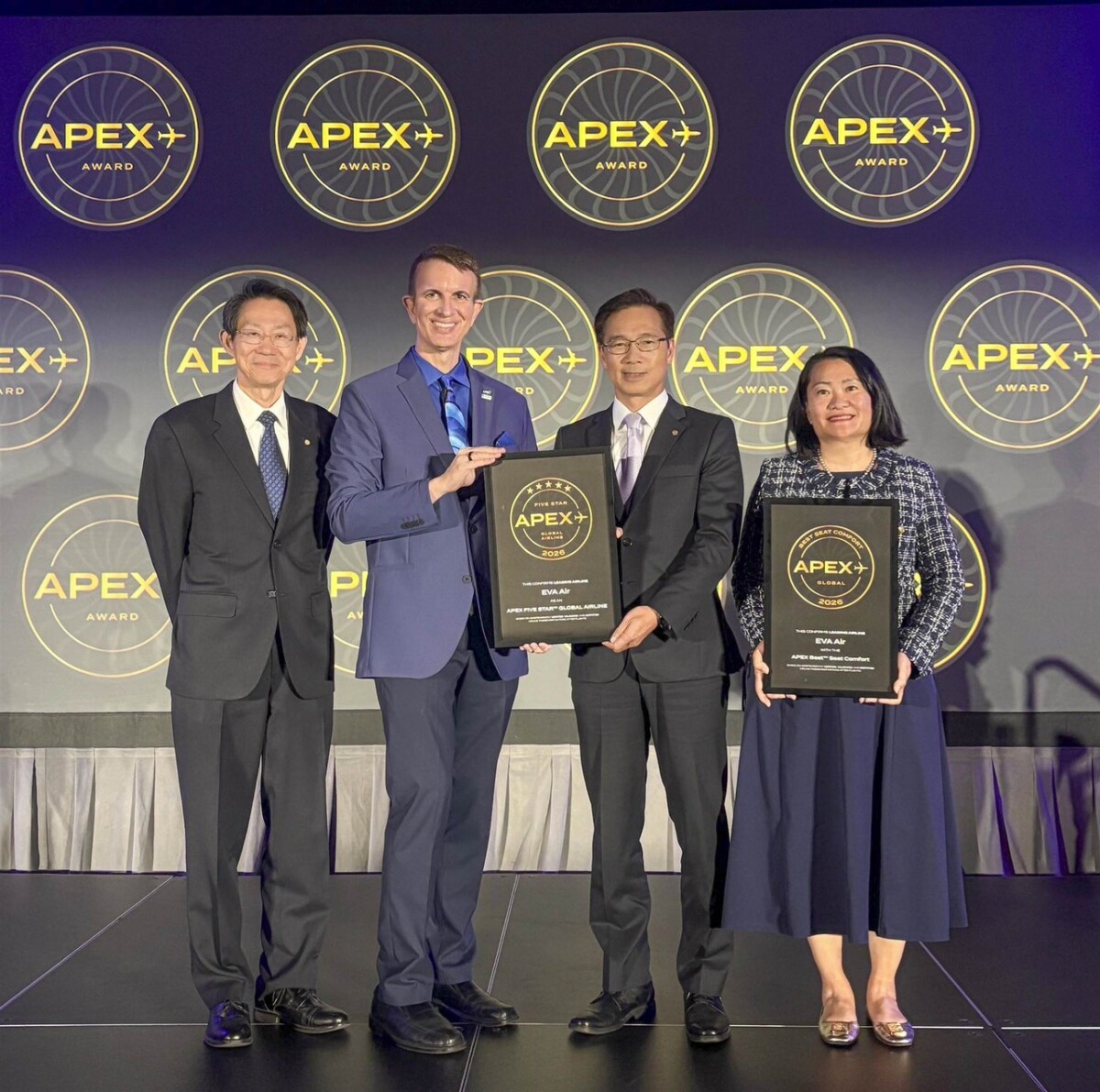 乘客體驗最佳 長榮航空摘下APEX五星與座椅舒適度獎 Ba7a59f3c3775d2877a4f83aab76216f