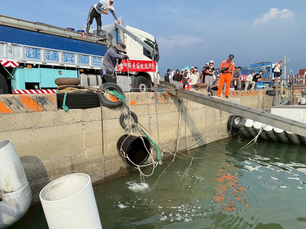 C0bba33697bbf3e5446697fbfcd4bf57