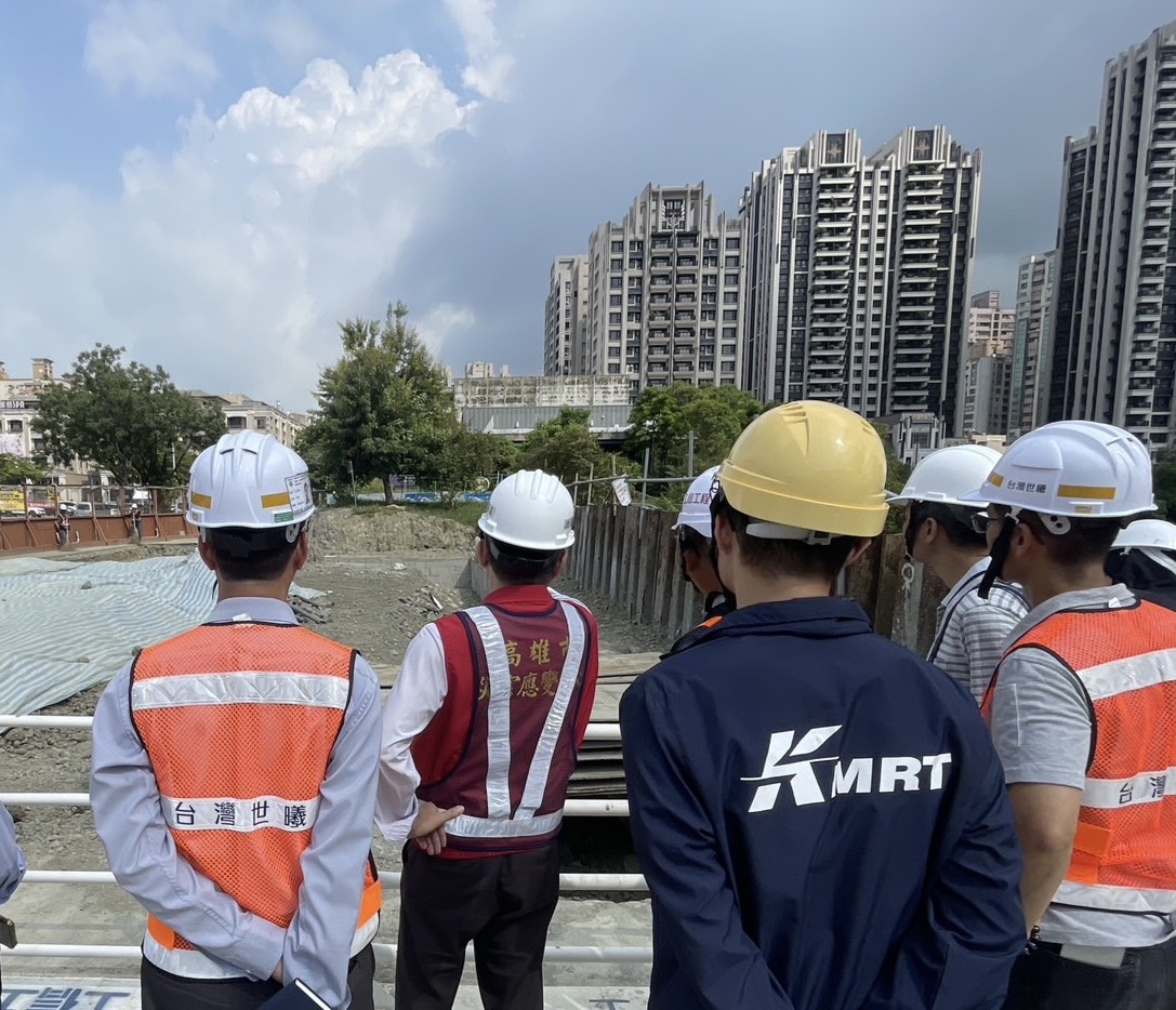 E45533259ee9a73a9f2a99f58dbe0bb1