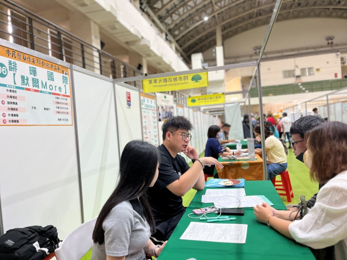 F83ca236967be7ac116230ffb82f27cd