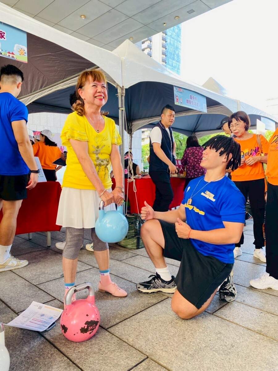 00b77a21a08890942ecca6ebbe779473