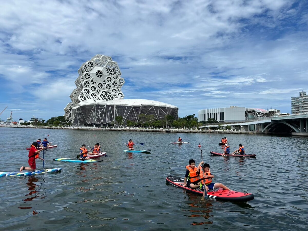 2025高雄海洋派對盛大登場 遊艇體驗啟航掀海上熱潮 0339129a4bc52e500d6606667ebe265b