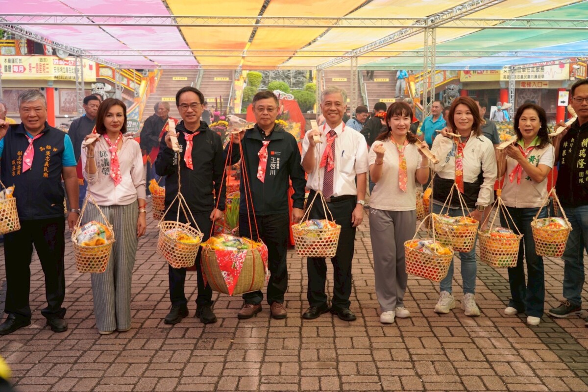 戰鼓響徹高雄 「風神四甲子」千人挑擔祈福再現傳統風華 17199e4b08842c9bd3083a6f070d4847