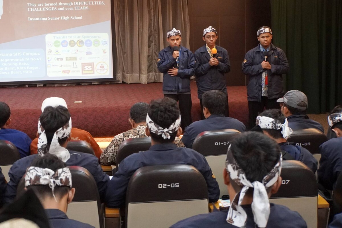 4dd5c58cc7d2c1cc5f4163d2f187db7b