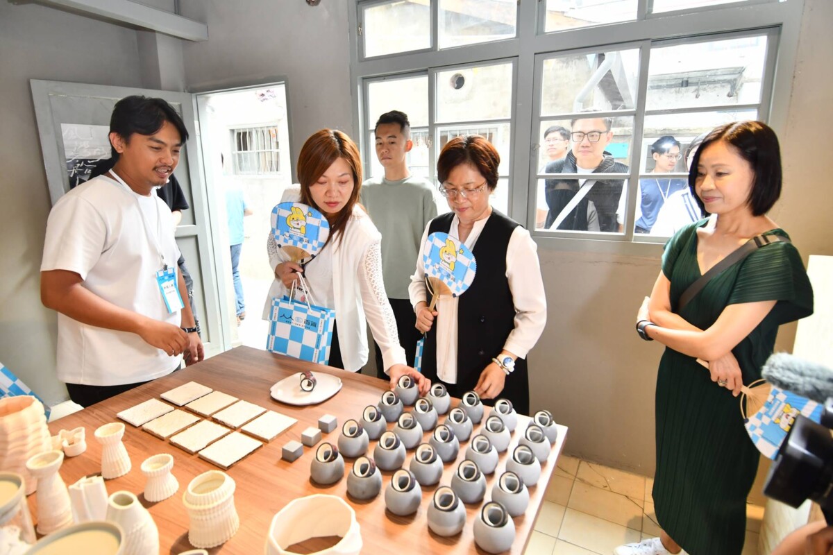 6f8233b879cd4b64646ff397a9eb4585