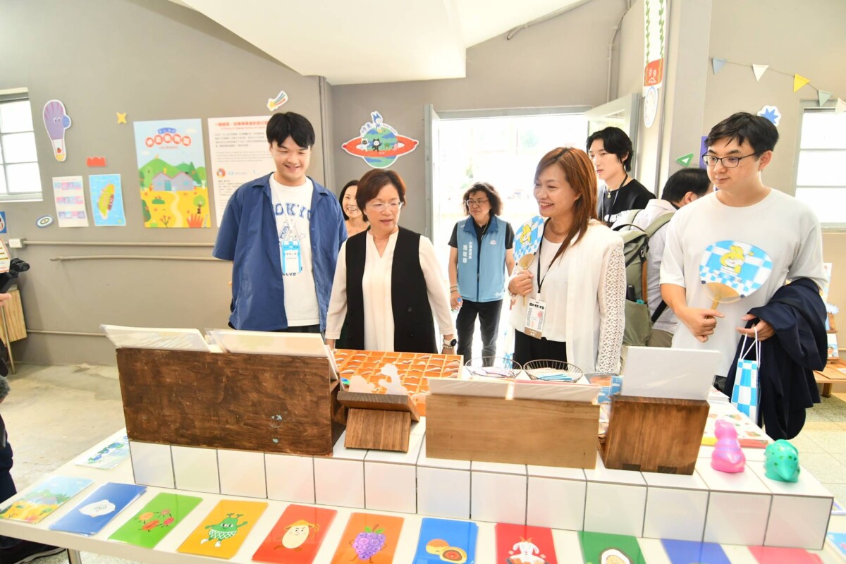 8fda62f636a202f9e98ddfdd18f28749