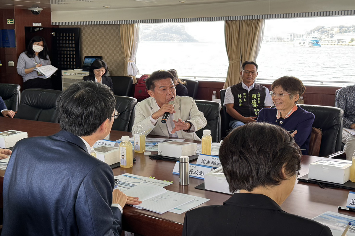 8ff8c504b69384ac342a244502b74d82