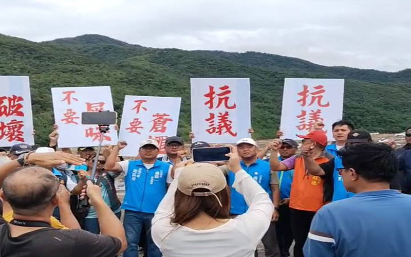 B3c4a92970685159261b00e3d2cee55c