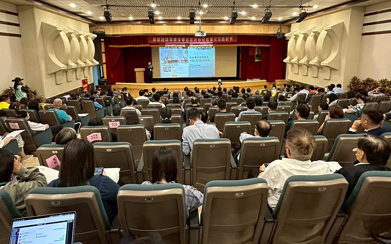 Bb0955cc80196ee2e21cfc8a7decc402