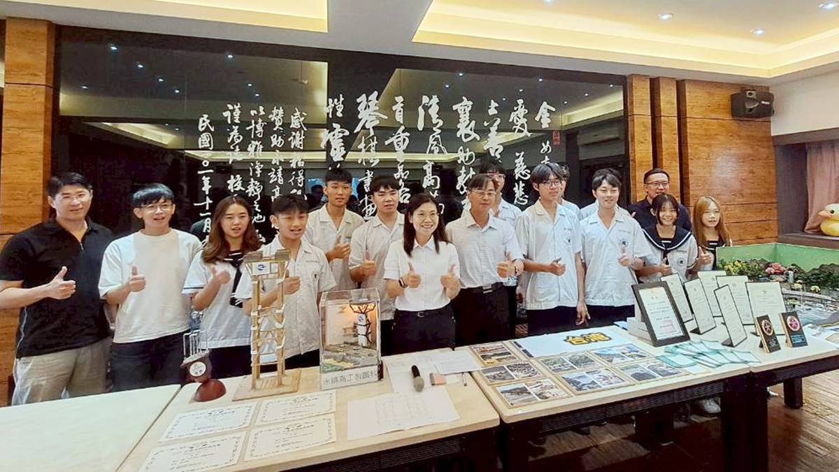 永靖高工技職實力驚豔國際 室設、製圖榮獲大獎 Be0d21071a9ab245b604c50cf183d0f5
