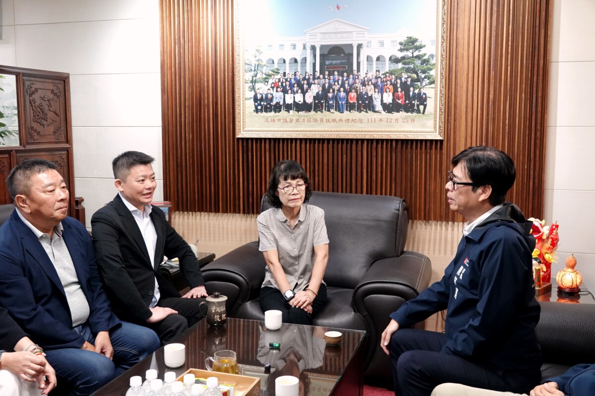 憂市政推動受阻 陳其邁拜會曾俊傑共同爭取中央財源 Cdf187da77cb23acd00a0ebec4066ca0