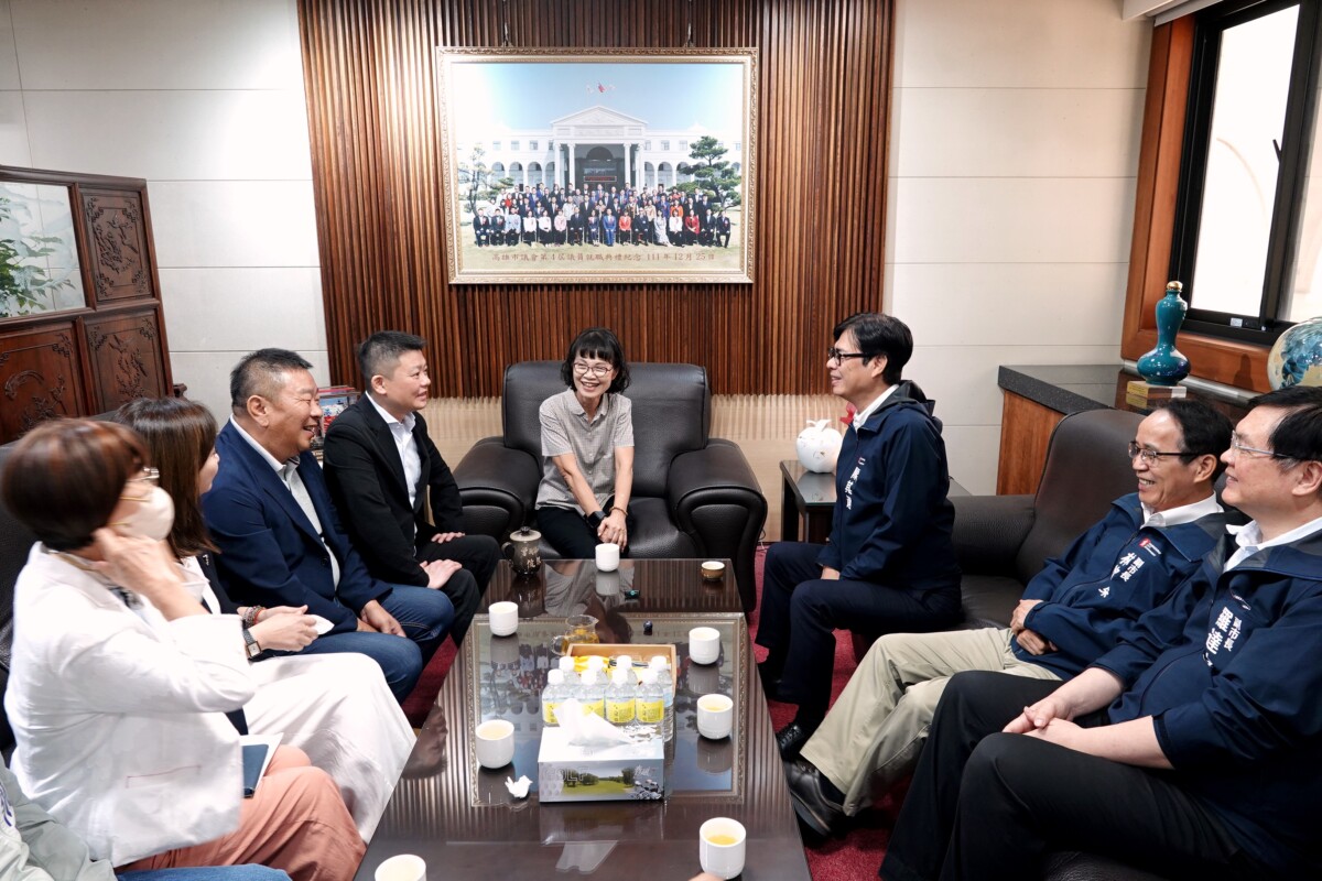 E65cc4f002f313022ecb60cc8e49e79b