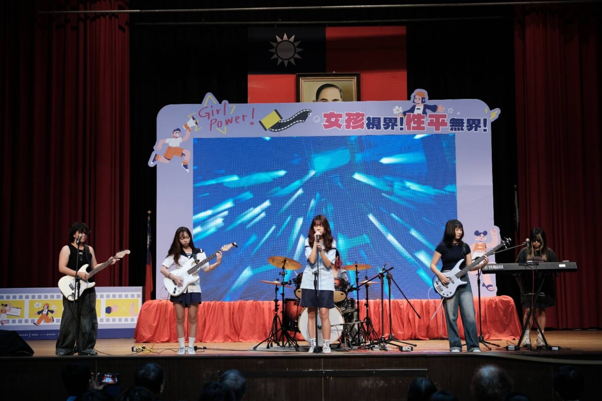 Eb07b3c84877a3f846170ce17b1fc15d