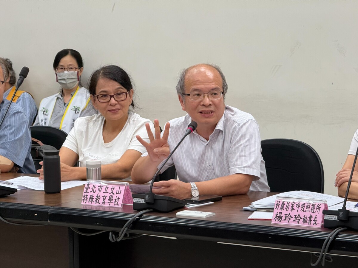 F11947d5ba97b556672cd76e95d4e27a