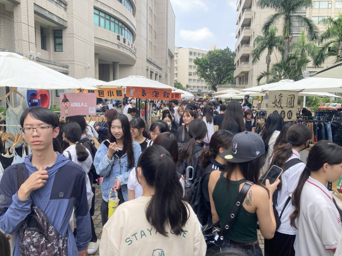 Fbeb61e70cd9e7a20d24f9ececd6fa3c