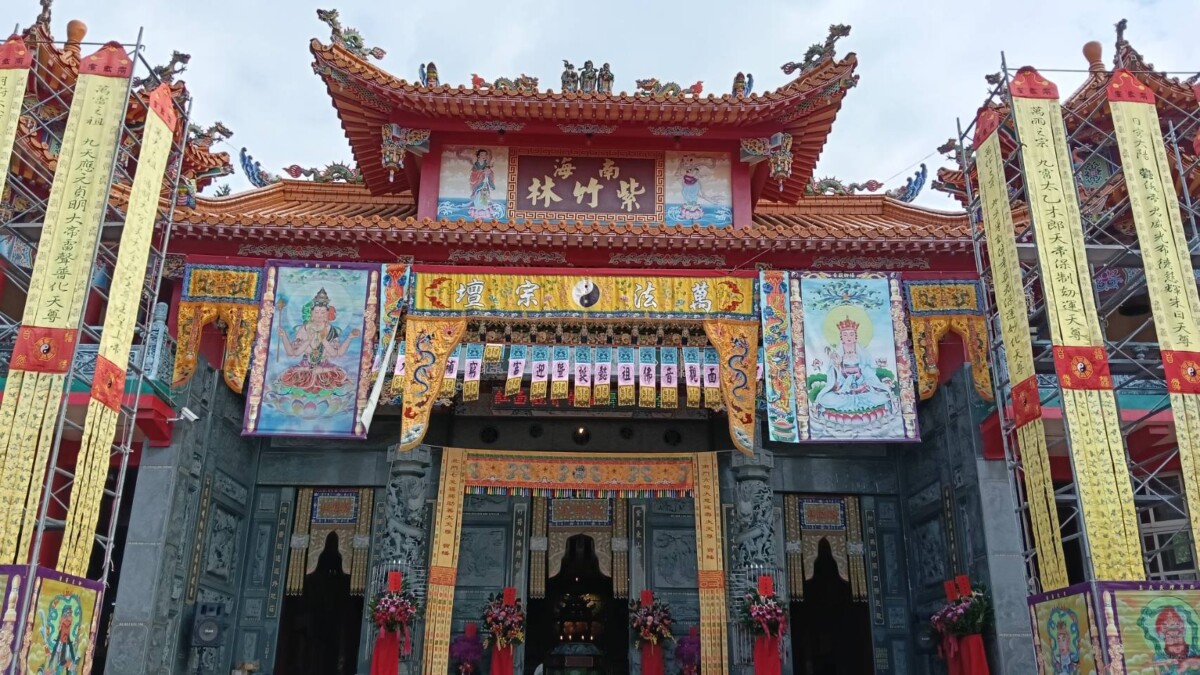 440b84e279978aee87fe7fa4ad2256ba