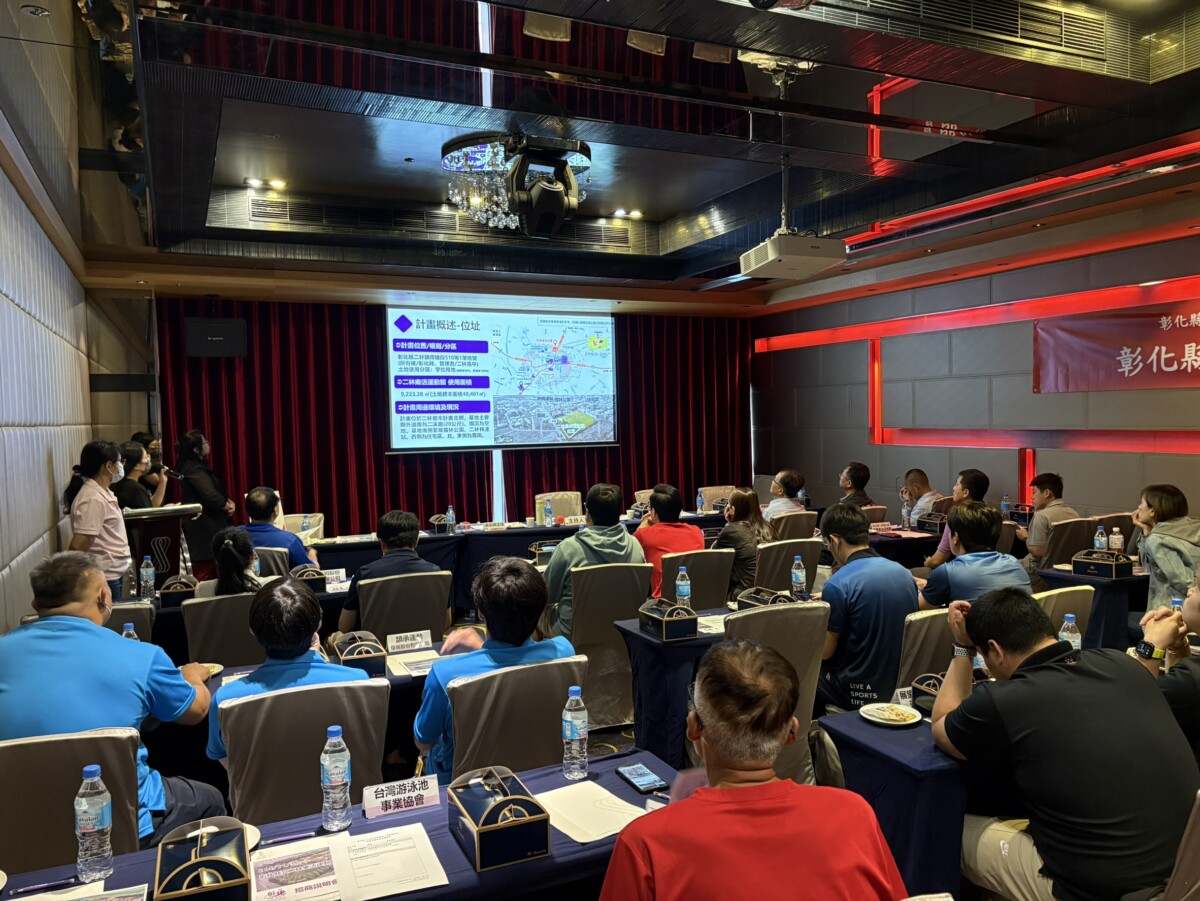 8233193df0f67ed5aa75cbbace01d475