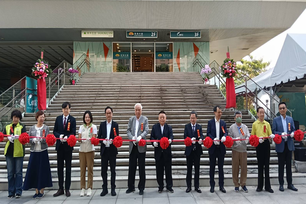 越南養蝦帝國攜手高雄城市書展 打造書香美食新地標 A4a24dddbbe5596ac4d00f5a64f362f9