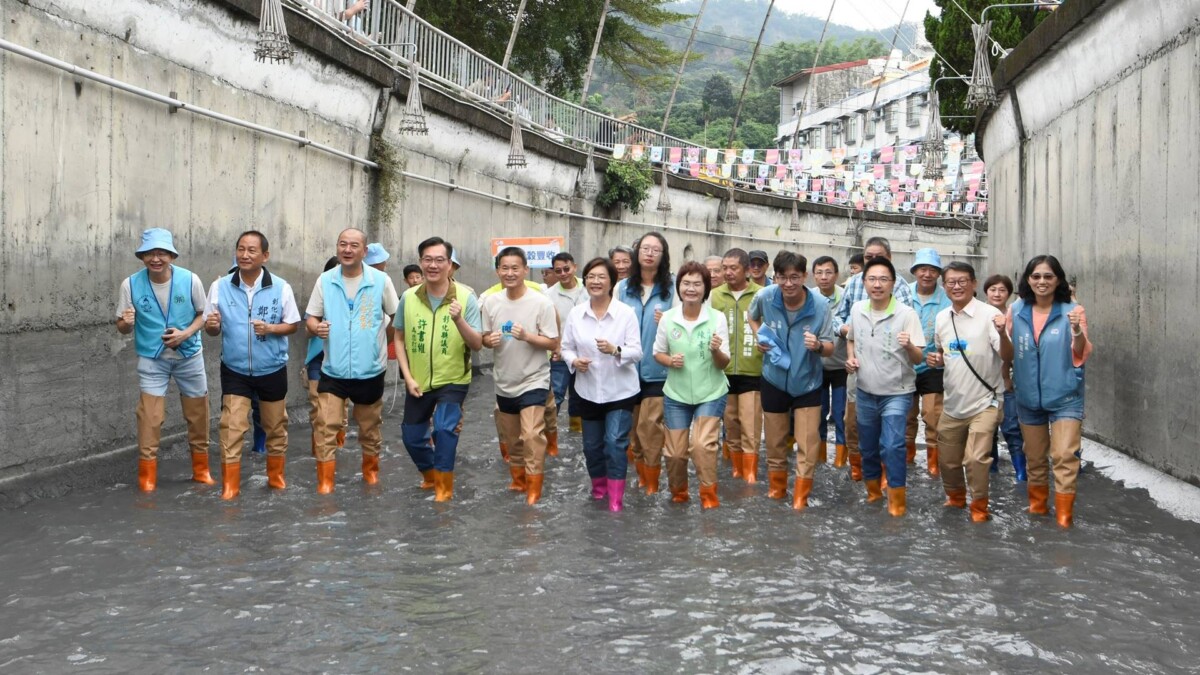 二水跑水節飲水思源不忘本 林先生廟及八堡圳水道熱鬧展開 C6d94fb93d4465558018d98c515c8b21
