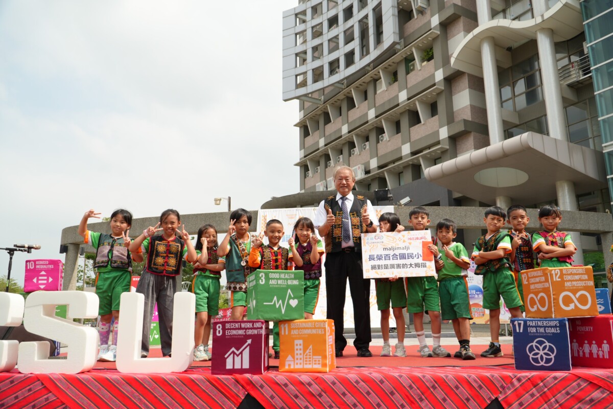 63f5a01f99fb8d9b63fea643bc12ea14