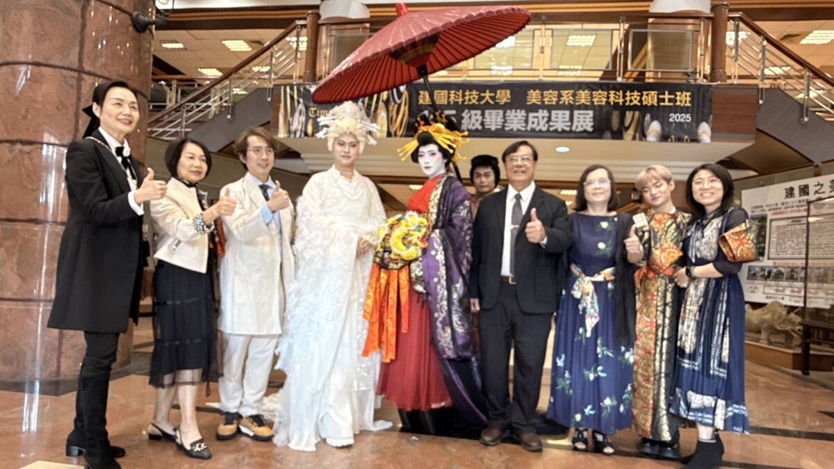 De802e9f7853f70515eaf4de149bafe1