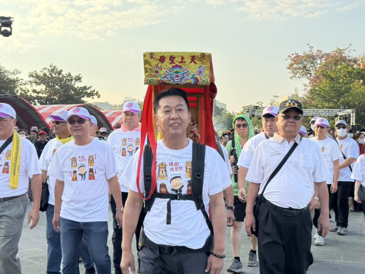 E029ca2dbbf7aebd49473ea5dfd382e7