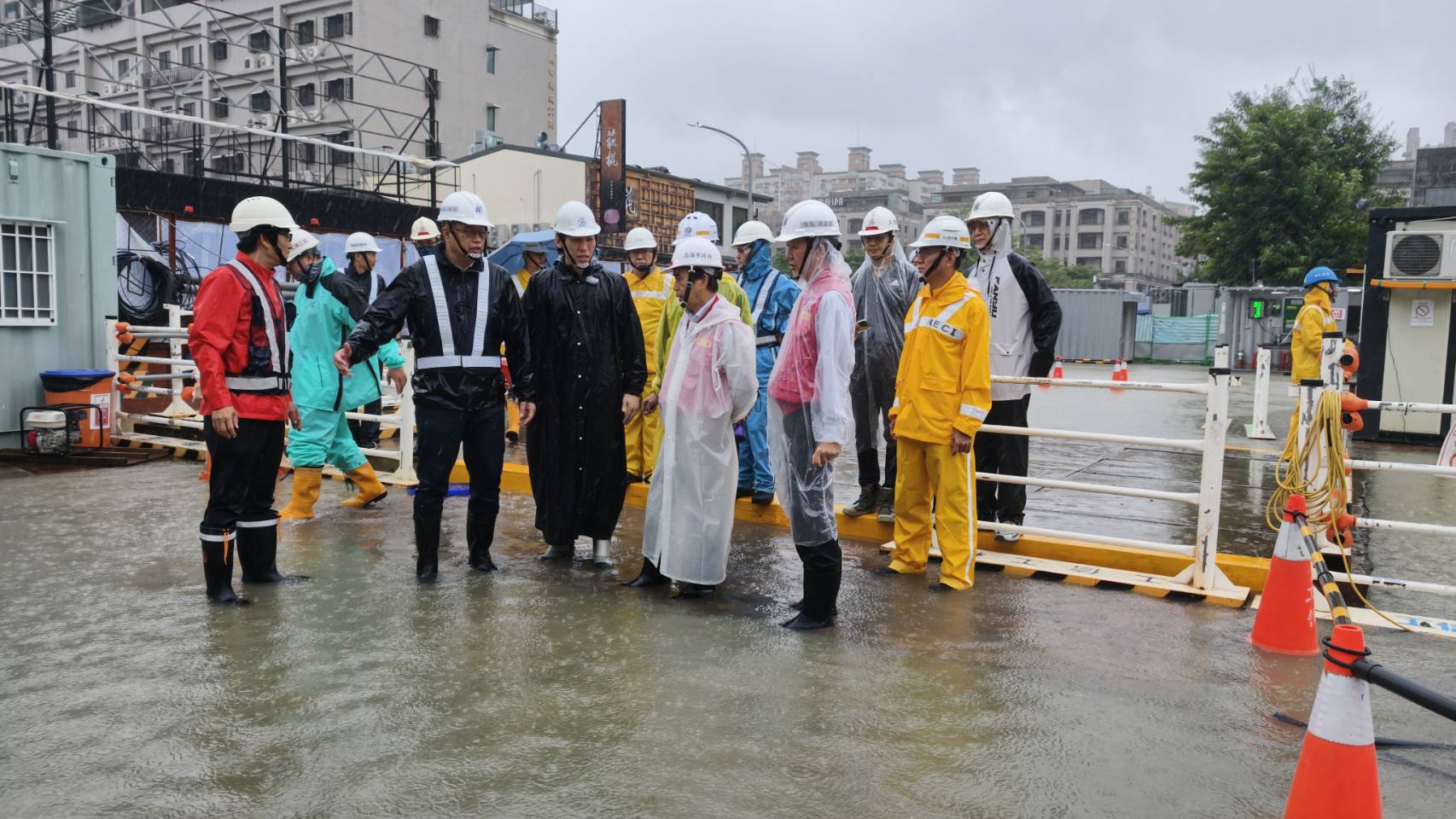 林欽榮視察捷運黃線防汛整備　強化輕軌營運跨局處聯防守護安全
