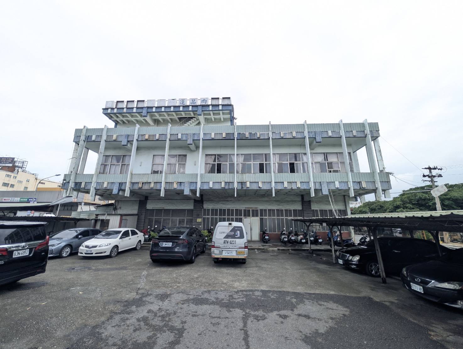 高雄肉品市場明年3月底告別屠宰　市府承諾轉型過程權益不受影響