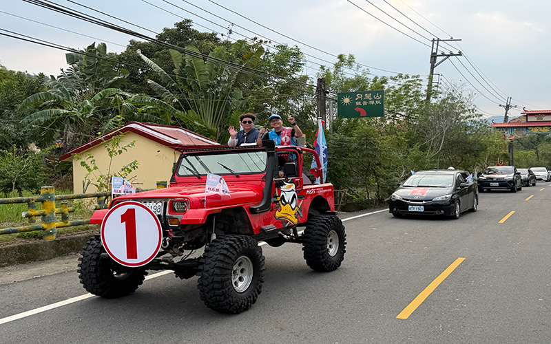 從美濃出發走遍大旗美九區　李振豪抽中1號展開車隊拜票