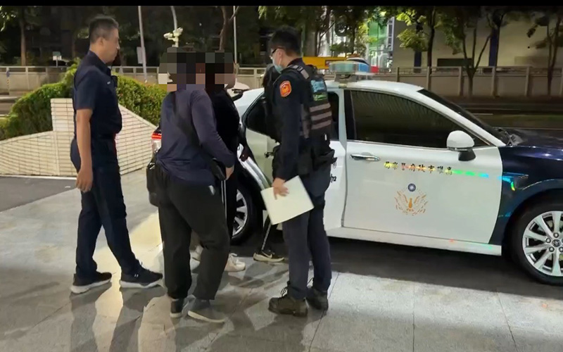 違停小案查出身分問題　楠梓警查獲3名逾期停留泰籍女子