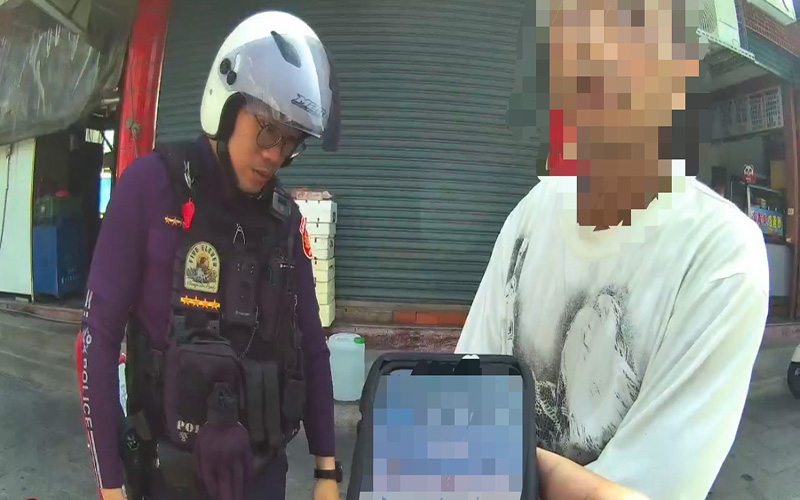 逆向違規引警注意　楠梓警一查竟揪出海洛因及毒菸彈