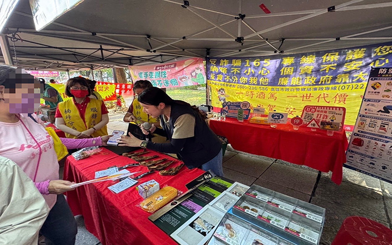 寓教於樂迎重陽　楠梓警結合趣味射擊遊戲深化安全觀念